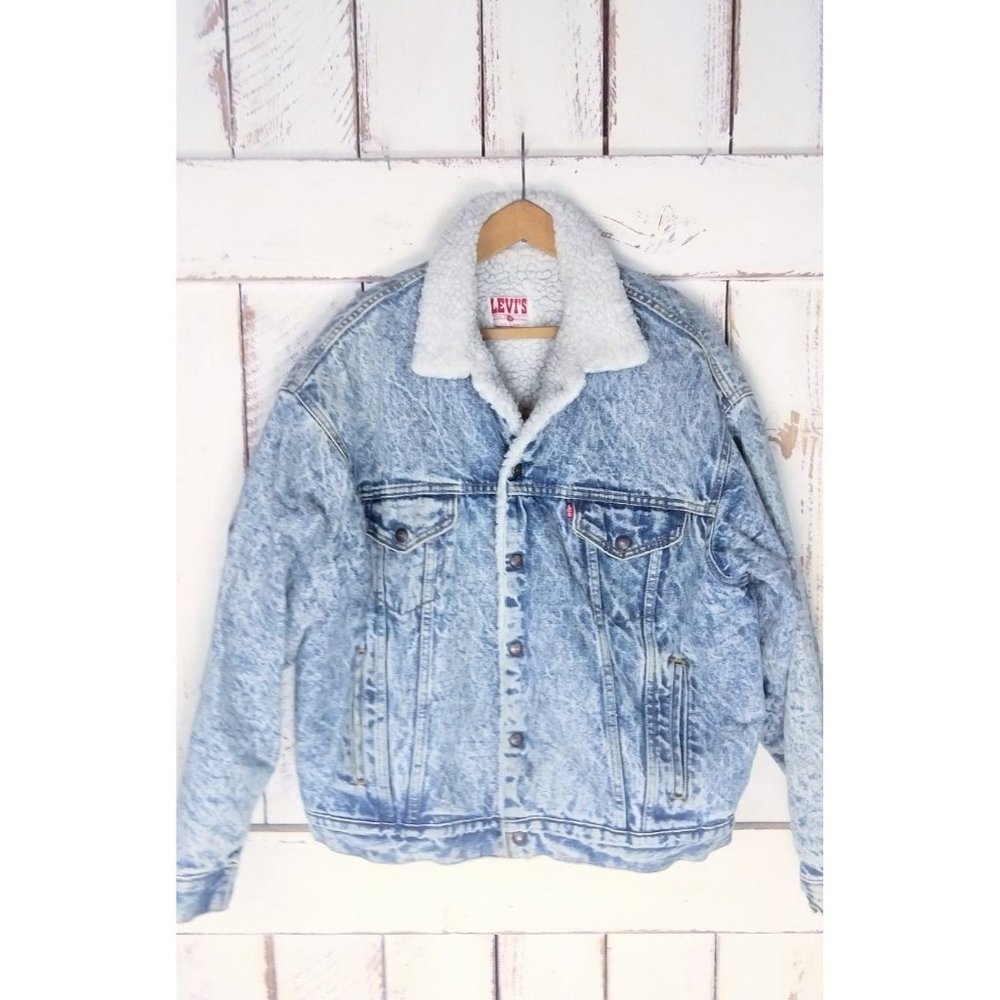 Vintage Levis denim trucker red tab acid wash jean jacket - Picture 2 of 5